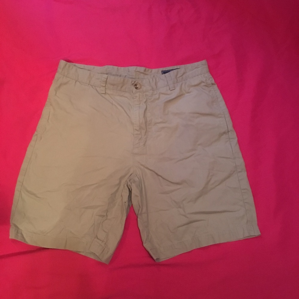 Vineyard Vines Men’s Khaki Club Shorts